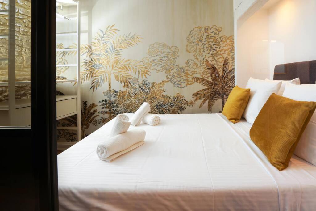 Le Palais D'Alienor - Parking Gratuit Apartment Каркасон Екстериор снимка